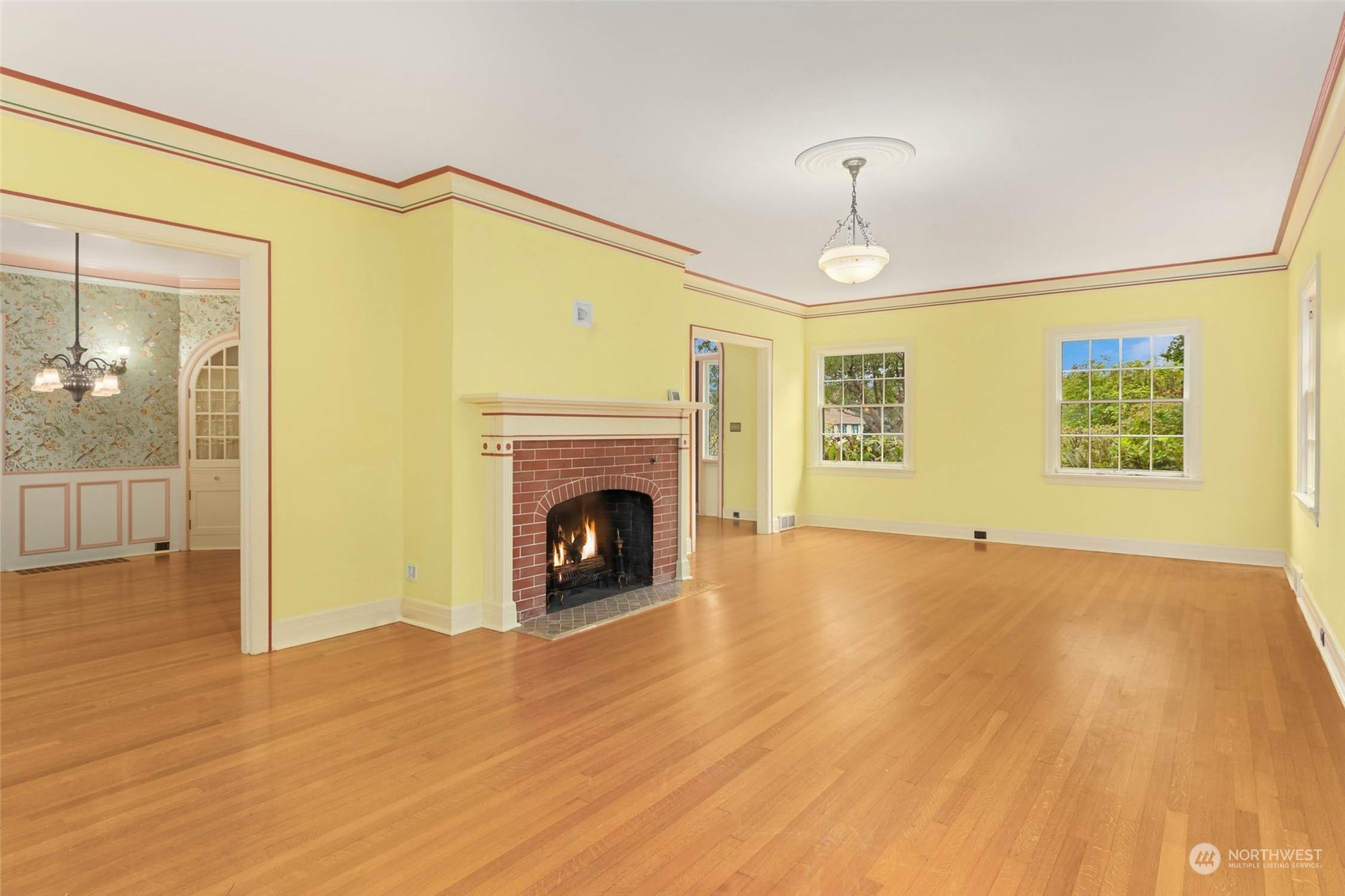 619 Laurel Drive Everett, WA 98201 - Photo 8 of 40