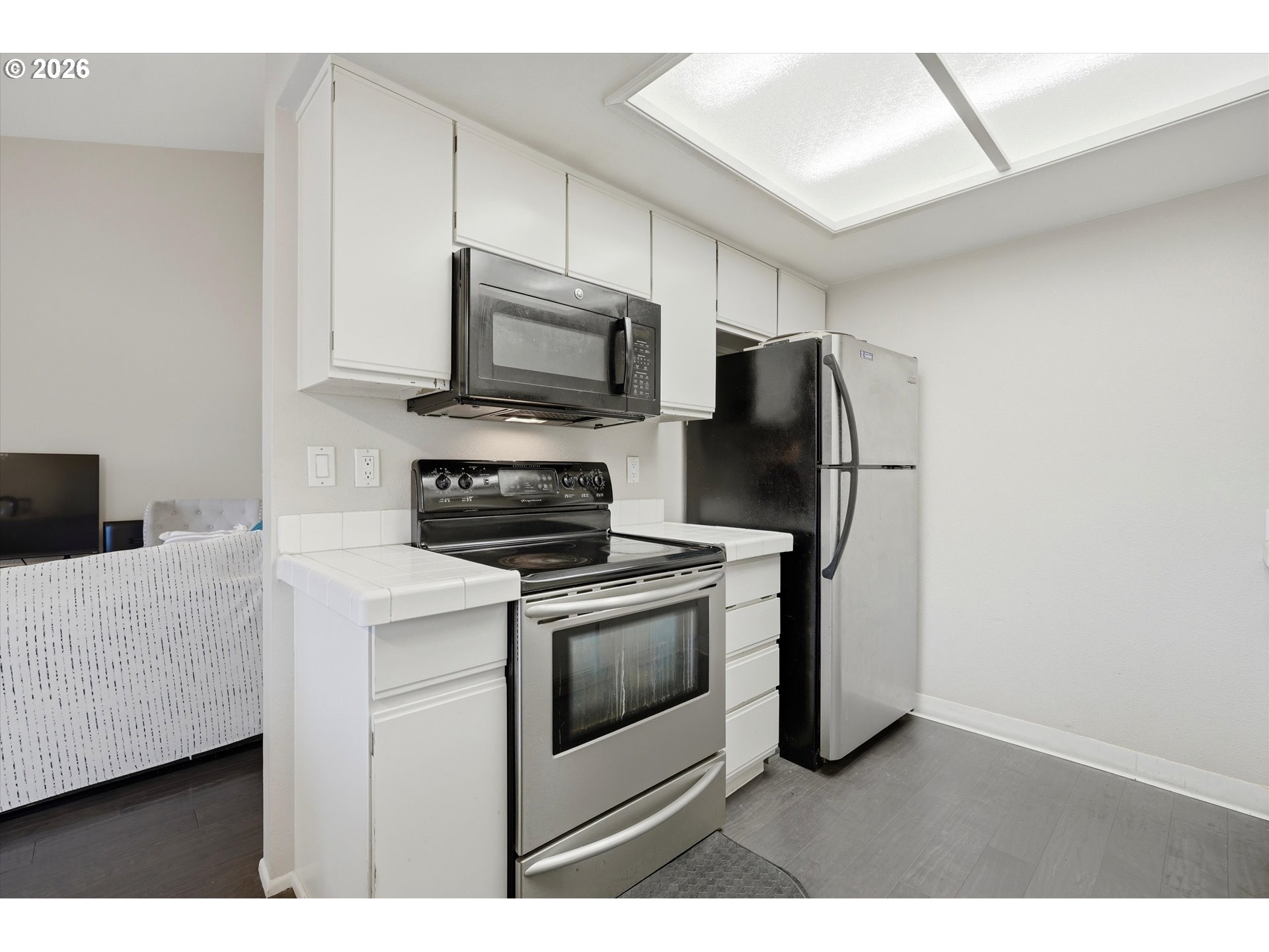 86 Kingsgate Road, Unit H203 Lake Oswego, OR 97035 - Photo 11 of 41