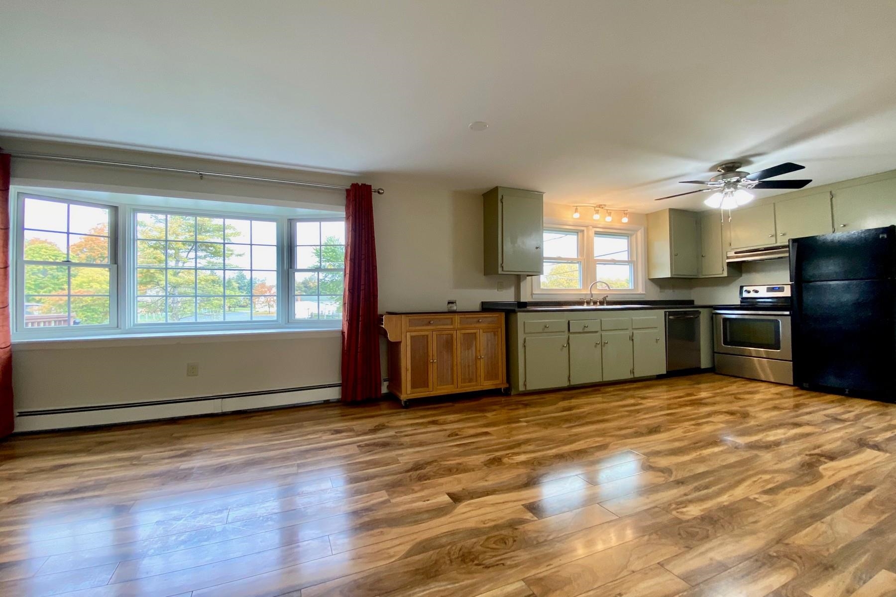 80 Engrem Avenue, Unit 1 Rutland, VT 05701 - Photo 6 of 14