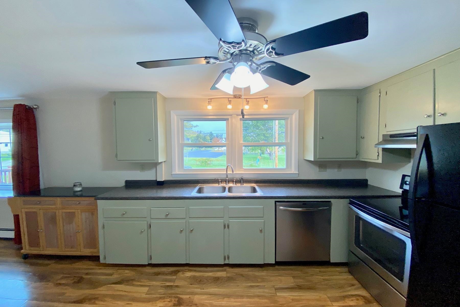 80 Engrem Avenue, Unit 1 Rutland, VT 05701 - Photo 7 of 14