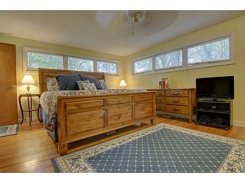29 Timberline Road Warwick, RI 02886 - Photo 10 of 24 Master Bedroom.