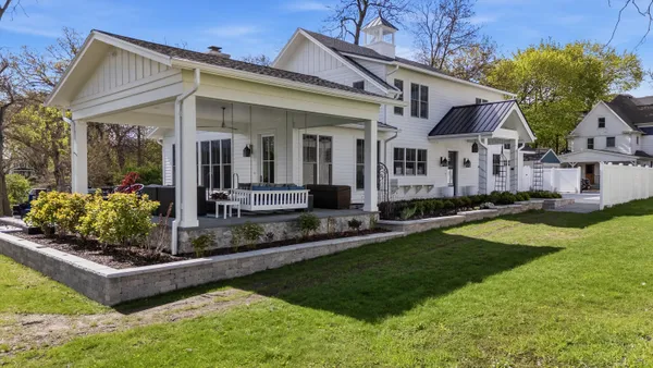 $3,499,900 | 222 East Pleasant Street, Oconomowoc, WI 53066