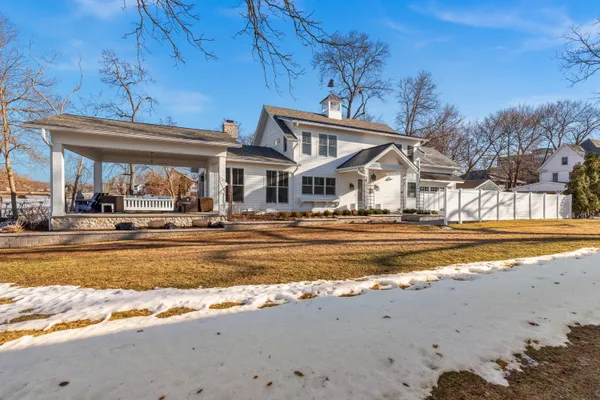 $3,499,900 | 222 East Pleasant Street, Oconomowoc, WI 53066
