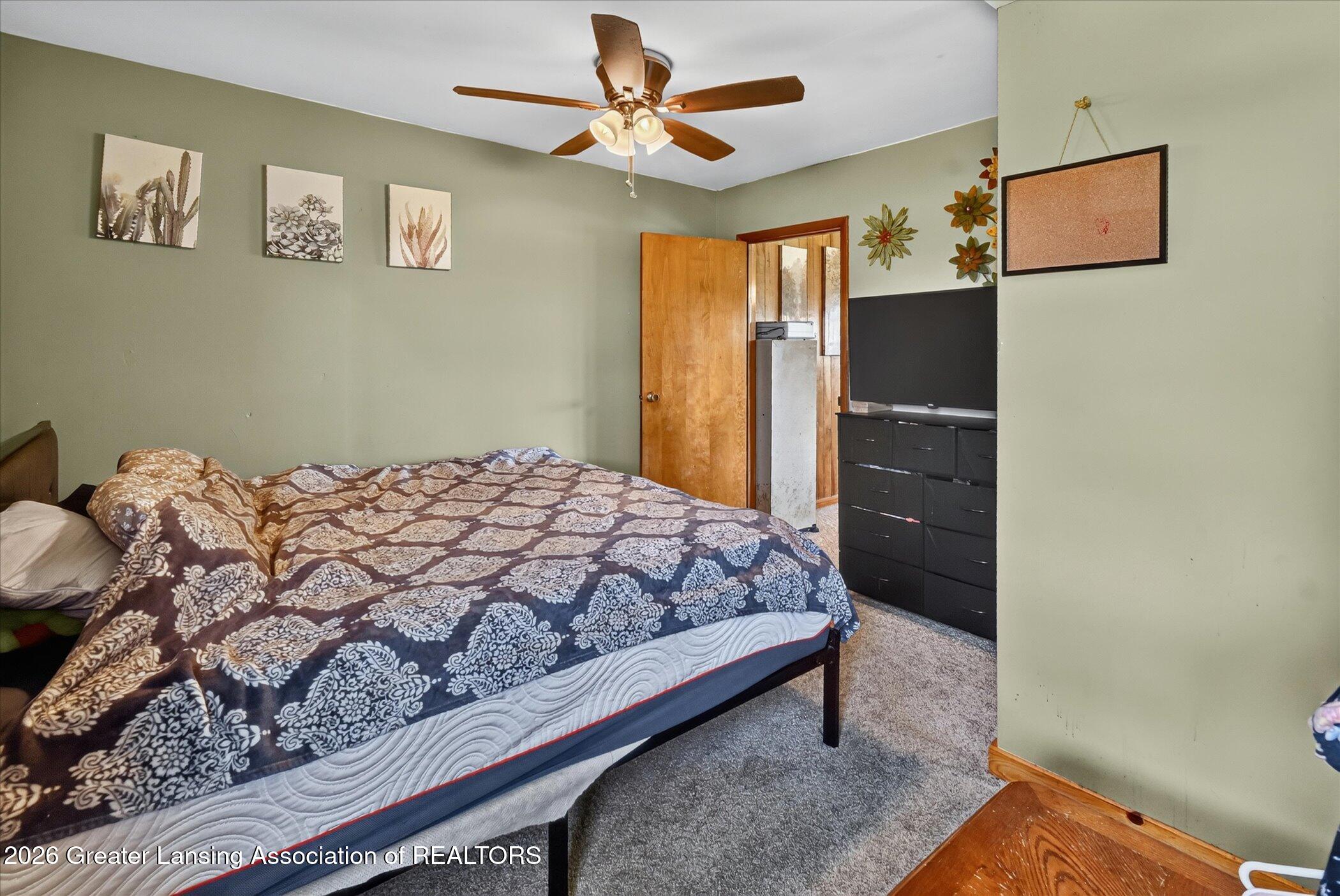 6292 East Gratiot Road Elsie, MI 48831 - Photo 25 of 46 25-6292-E-Gratiot-Rd-Bannister-WindowSti