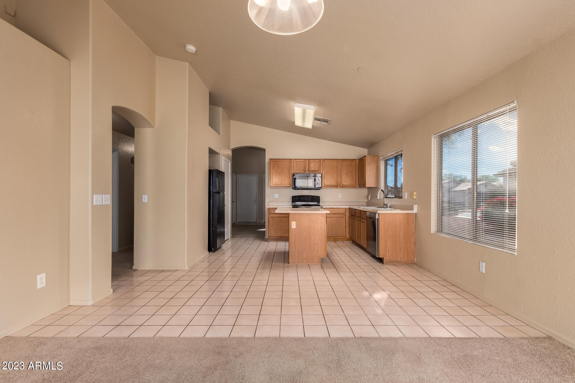 15002 West Redfield Road Surprise, AZ 85379 - Photo 17 of 77 0017-16 - Redfield