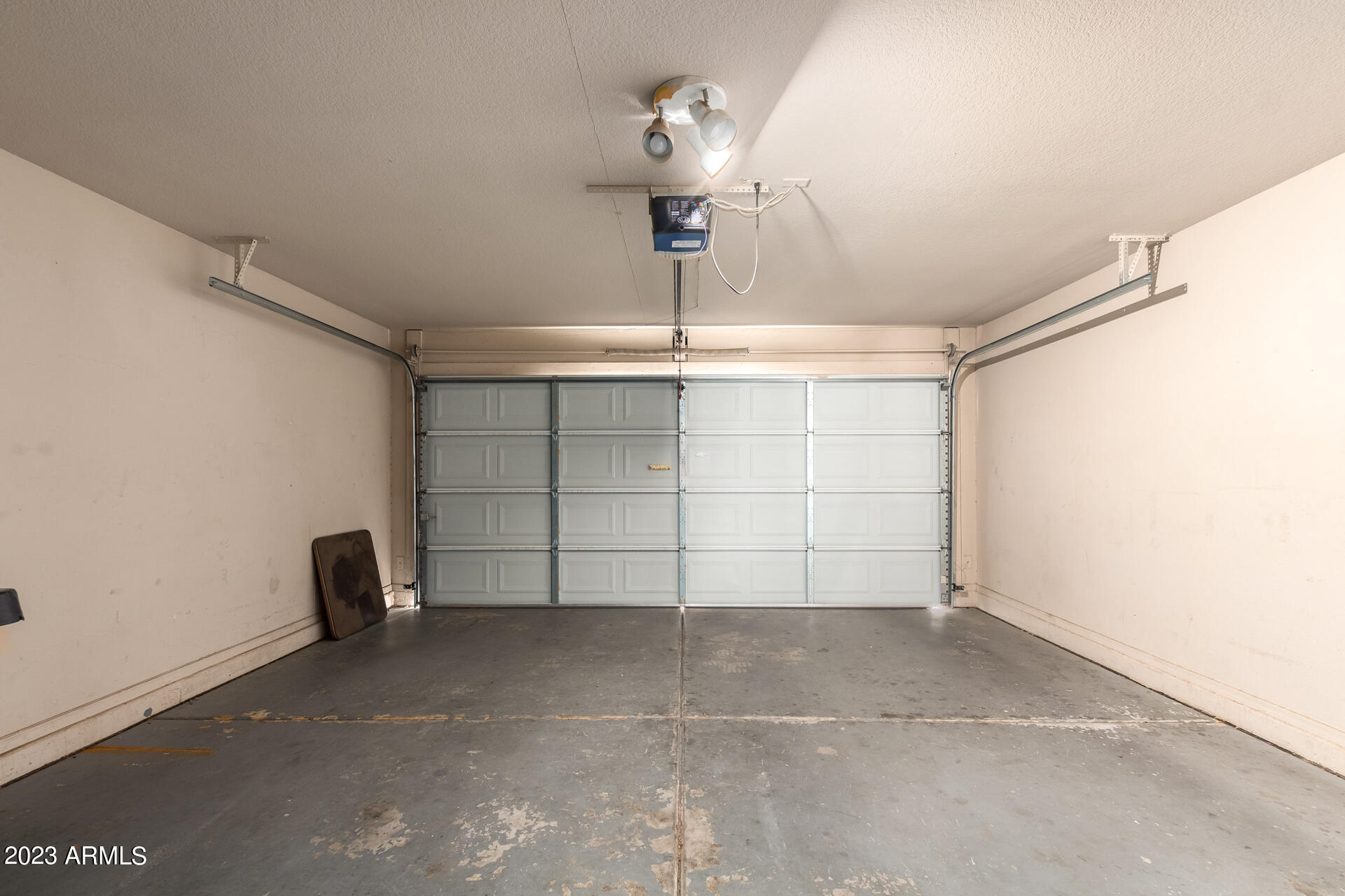15002 West Redfield Road Surprise, AZ 85379 - Photo 36 of 77 0037-36 - Redfield