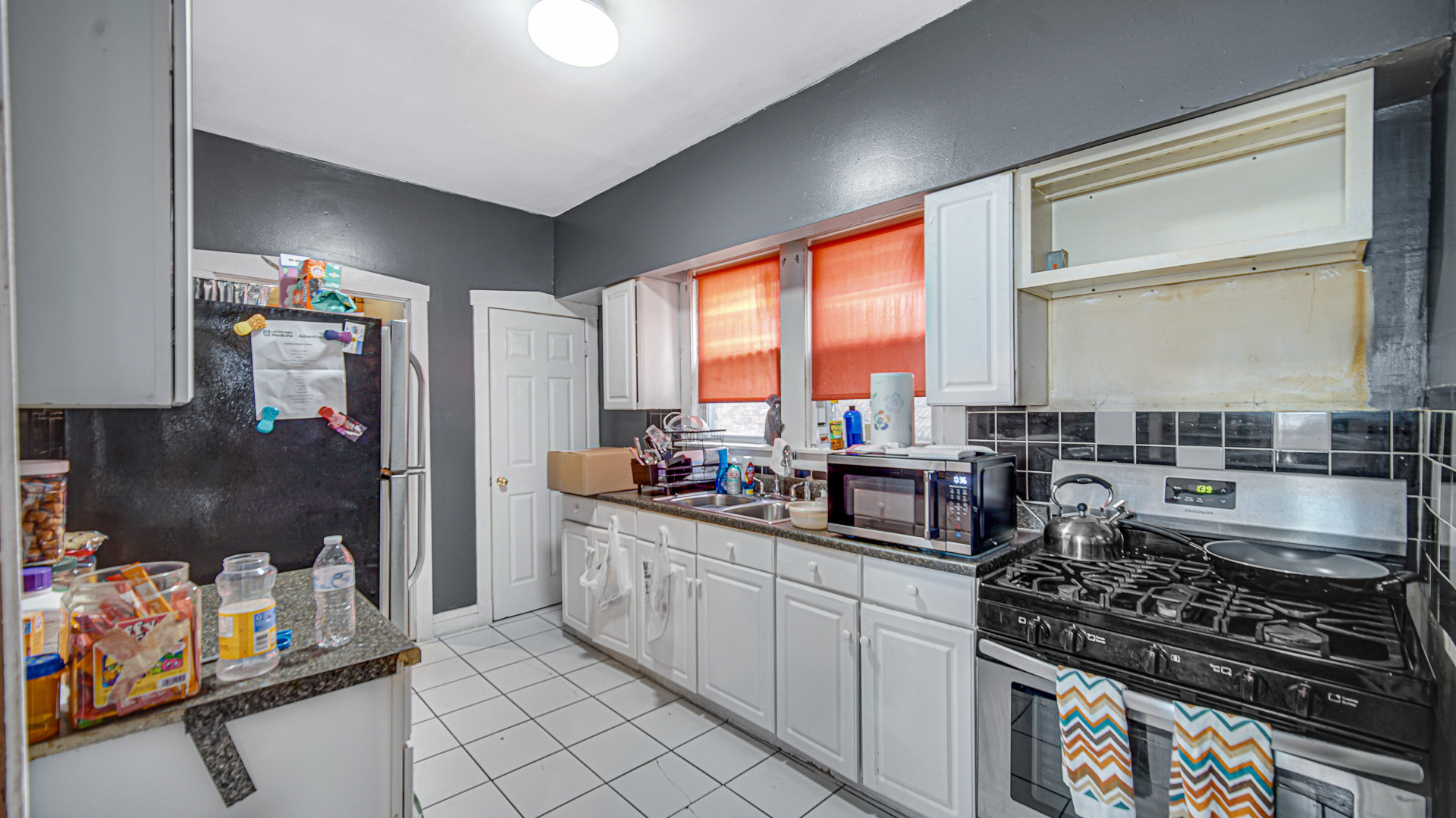 1634 West 68th Street Chicago, IL 60636 - Photo 21 of 34