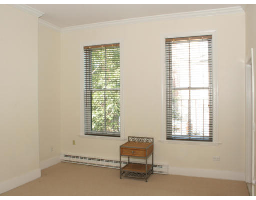 59 Rutland Square, Unit 3 Boston, MA 02118 - Photo 6 of 11 Gallery Image 6