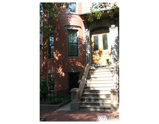 59 Rutland Square, Unit 3 Boston, MA 02118 - Photo 9 of 11 Gallery Image 9