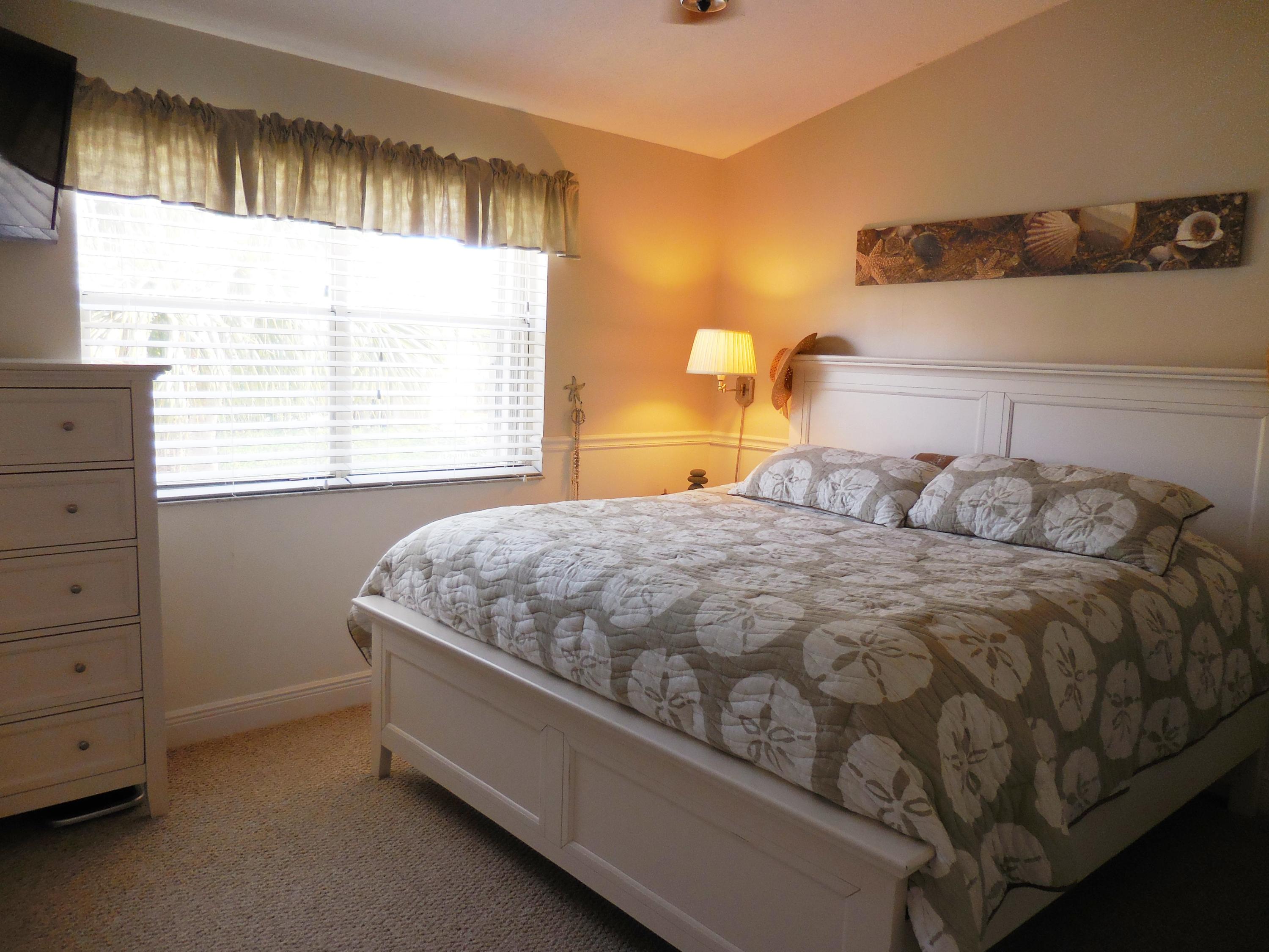 1002 Jeffery Street Boca Raton, FL 33487 - Photo 22 of 42 Master Bedroom