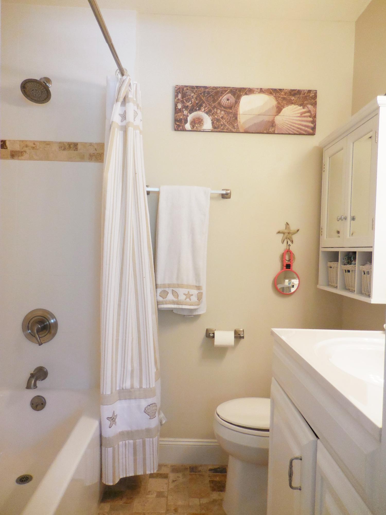 1002 Jeffery Street Boca Raton, FL 33487 - Photo 29 of 42 BATH 1