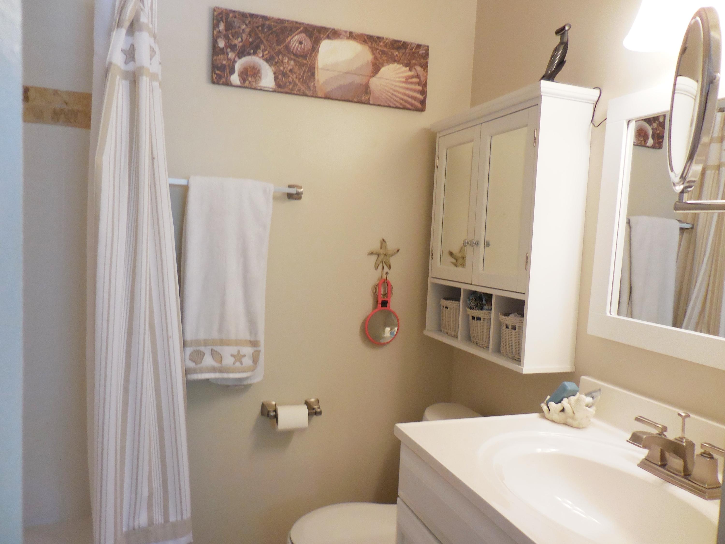 1002 Jeffery Street Boca Raton, FL 33487 - Photo 32 of 42 Master bsth