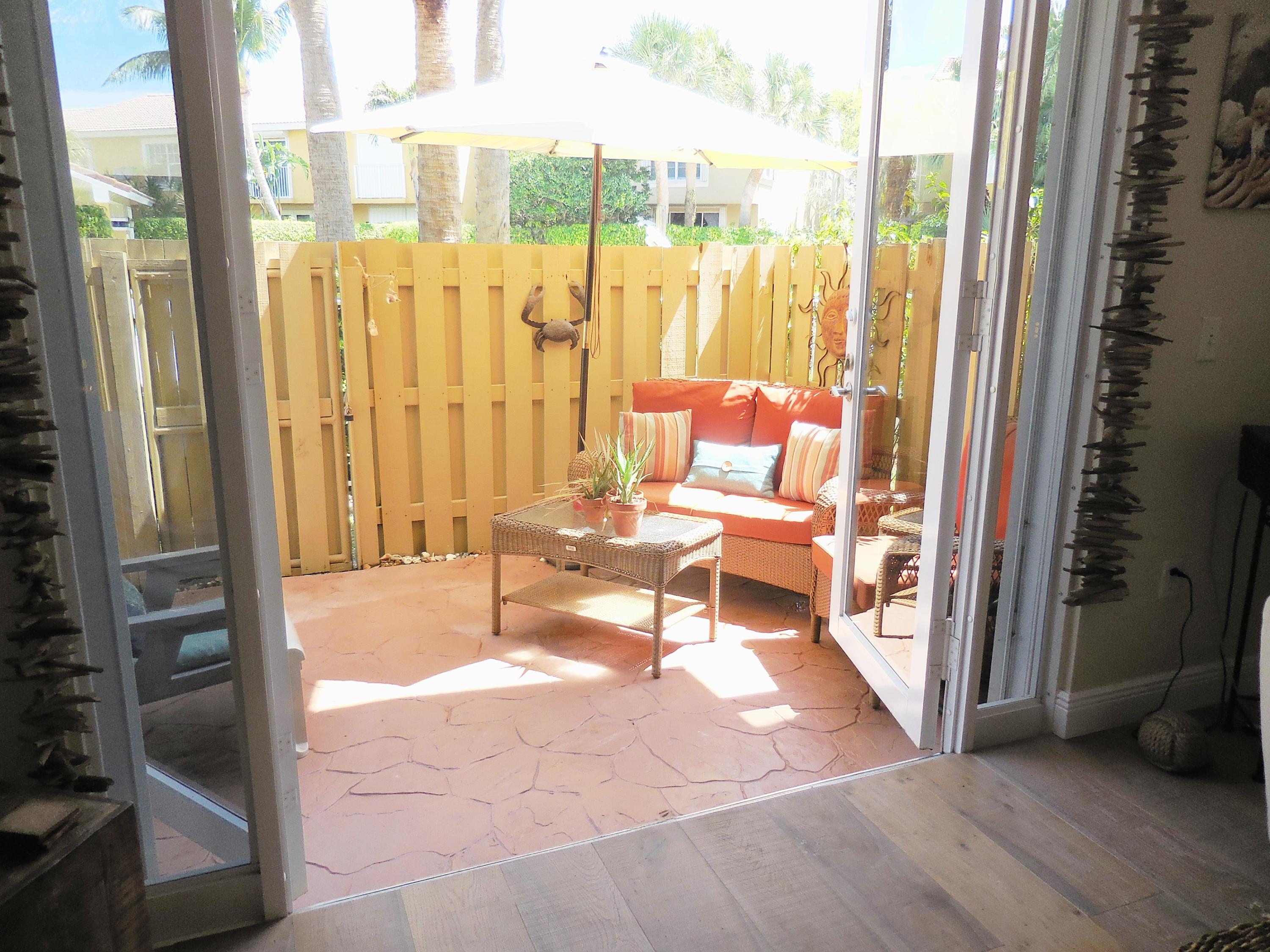 1002 Jeffery Street Boca Raton, FL 33487 - Photo 9 of 42 Patio
