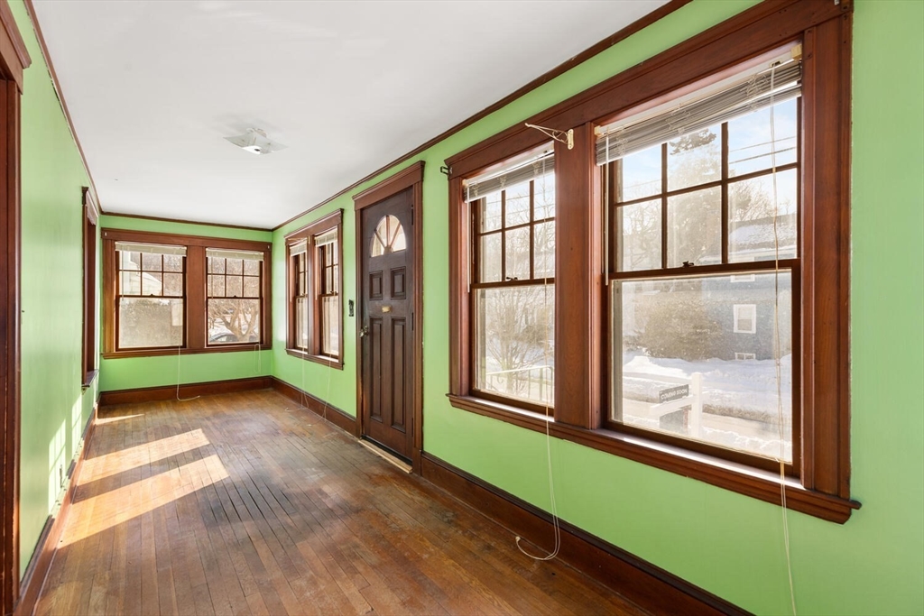 20 Huntley Street Malden, MA 02148 - Photo 3 of 26