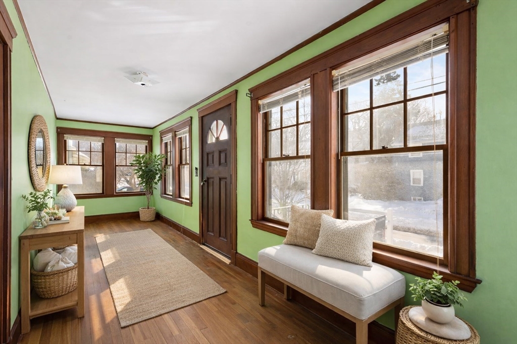 20 Huntley Street Malden, MA 02148 - Photo 4 of 26