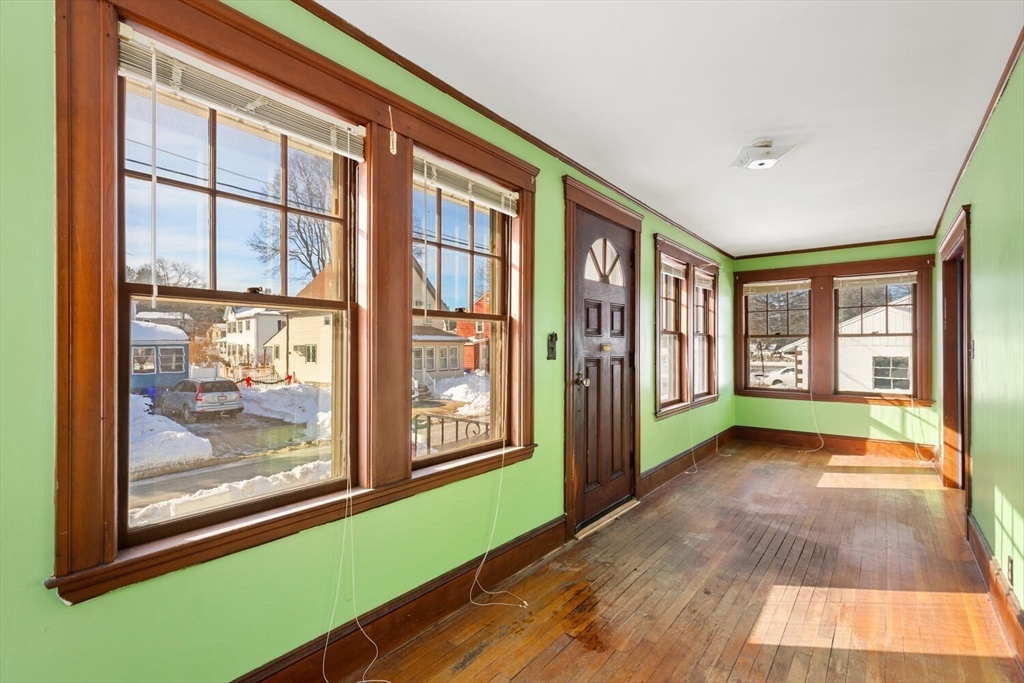 20 Huntley Street Malden, MA 02148 - Photo 5 of 26