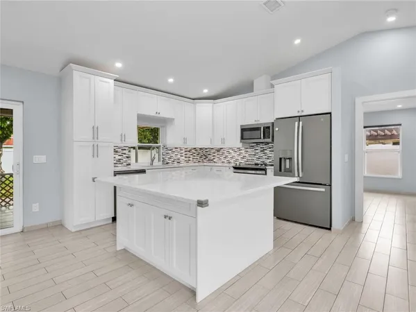 $550,000 | 2200 45th Terrace Southwest, Naples, FL 34116