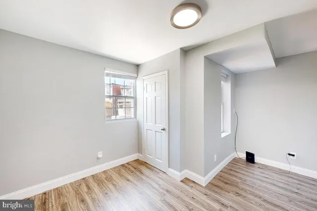 a view of a multi story building