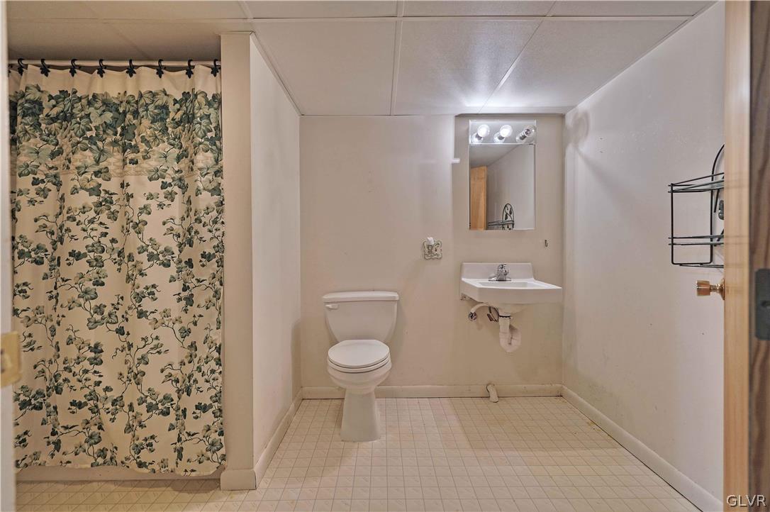 6208 Hilltop Road Orefield, PA 18069 - Photo 28 of 44 Gallery Image 28