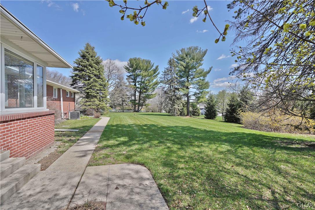 6208 Hilltop Road Orefield, PA 18069 - Photo 35 of 44 Gallery Image 35