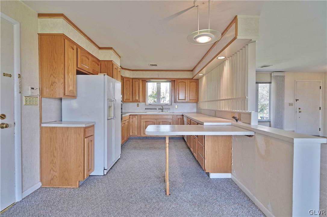 6208 Hilltop Road Orefield, PA 18069 - Photo 10 of 44 Gallery Image 10