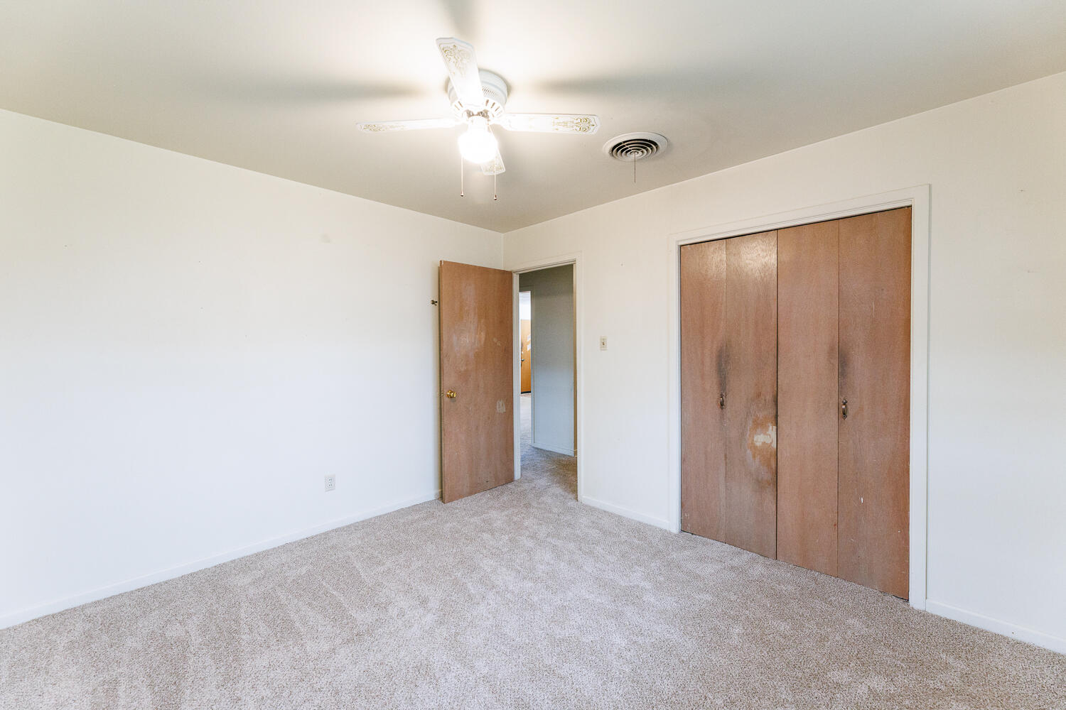 5220 7th Street Lubbock, TX 79416 - Photo 27 of 34 Third Bedroom