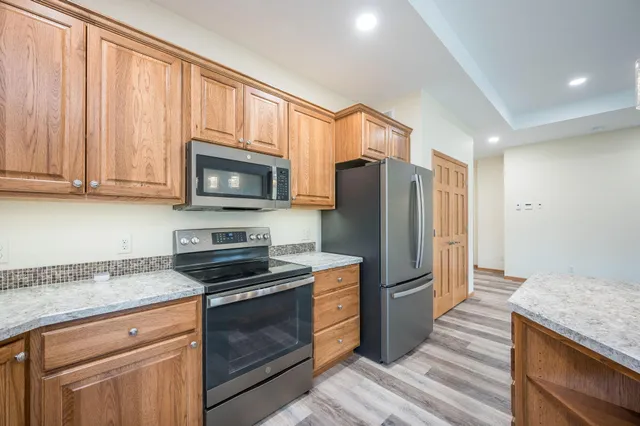 $359,900 | 1965 Norway Avenue, Windom, MN 56101