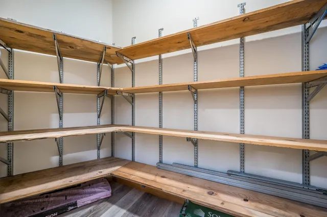 $359,900 | 1965 Norway Avenue, Windom, MN 56101