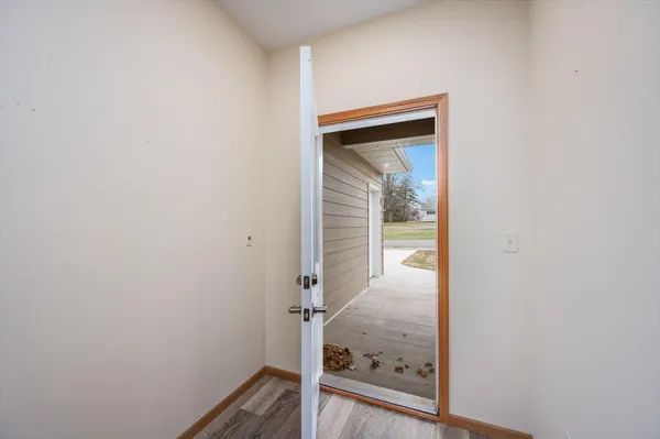 $324,900 | 1965 Norway Avenue, Windom, MN 56101