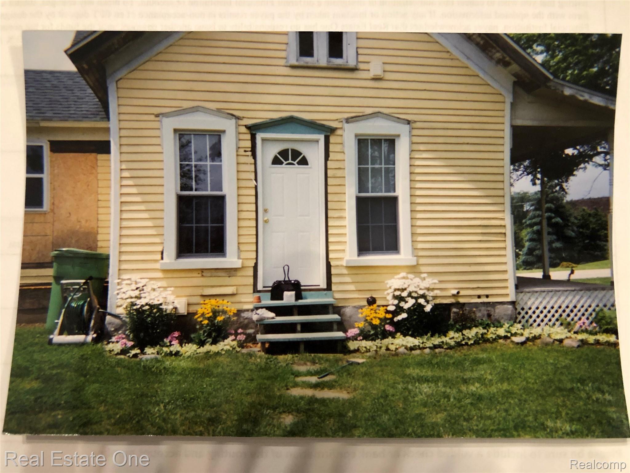 8793 Pinckney Road Pinckney, MI 48169 - Photo 21 of 28 IMG_3090.JPG