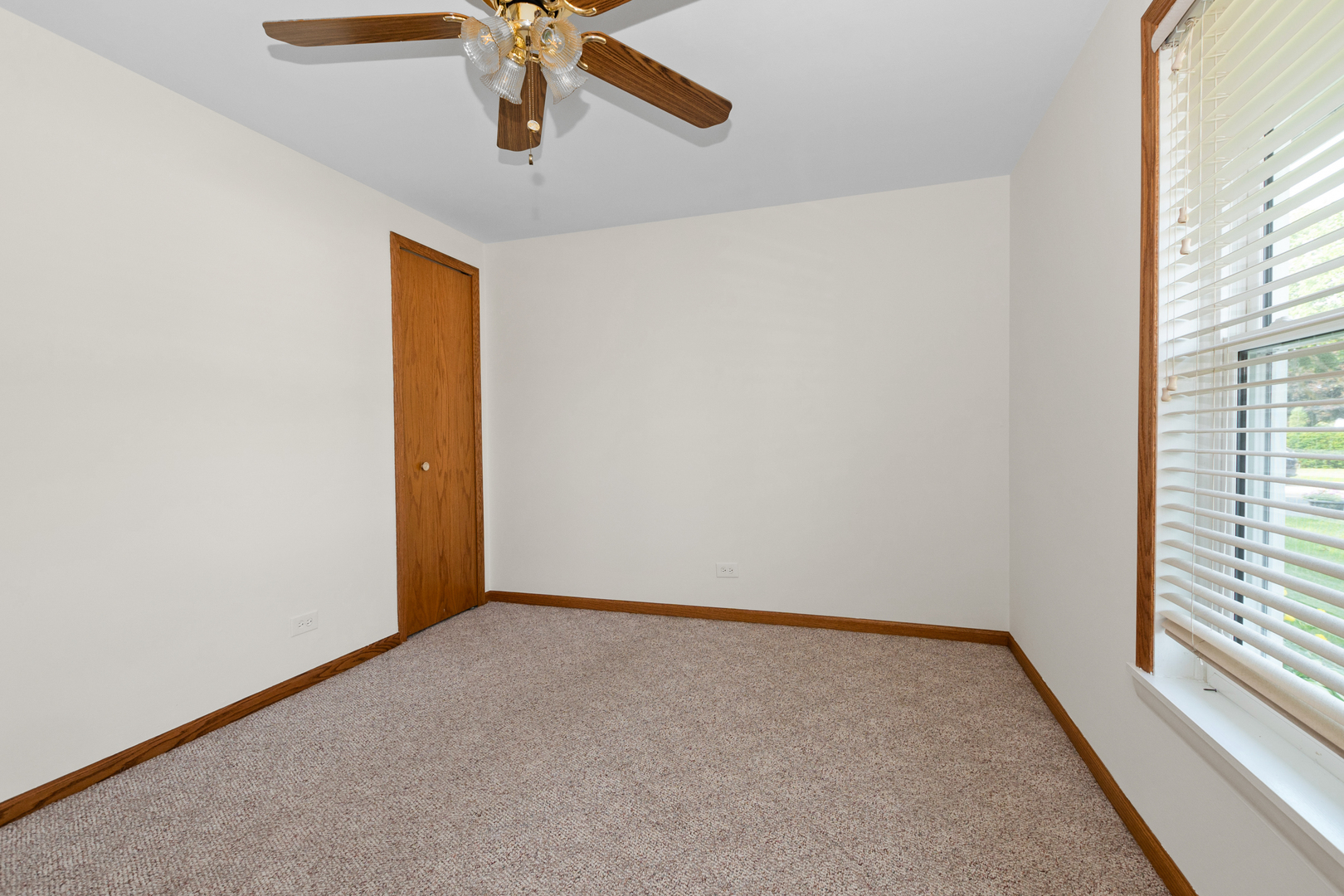8928 South Ryan Road Hometown, IL 60456 - Photo 10 of 15 Gallery Image 10