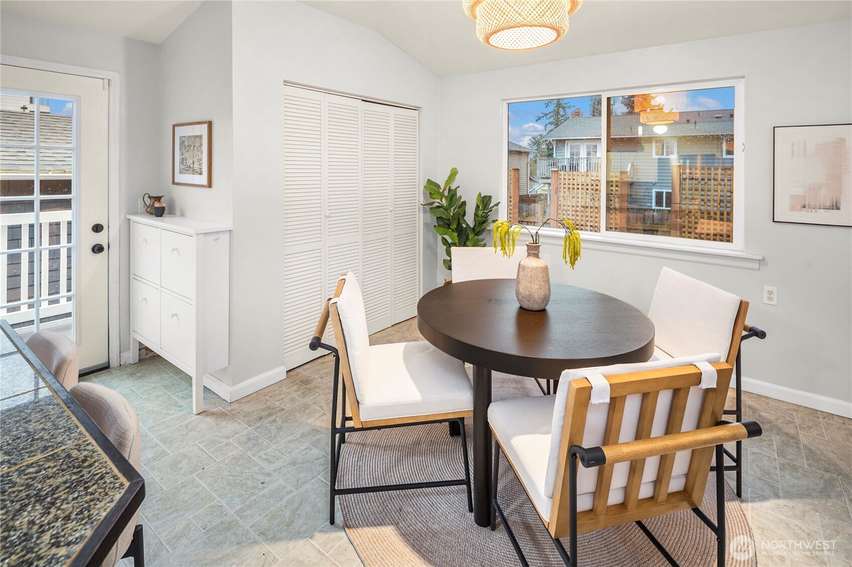 915 North 92nd Street Seattle, WA 98103 - Photo 21 of 37 Gallery Image 21