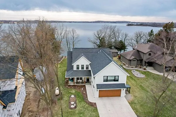 $1,390,000 | 17811 54th Street Northwest, South Haven, MN 55382