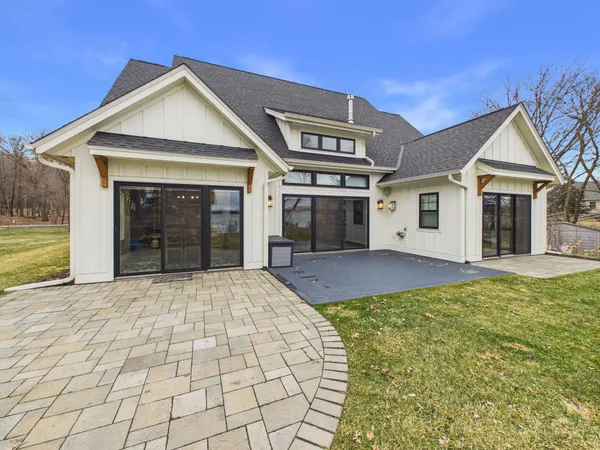 $1,450,000 | 17811 54th Street Northwest, South Haven, MN 55382