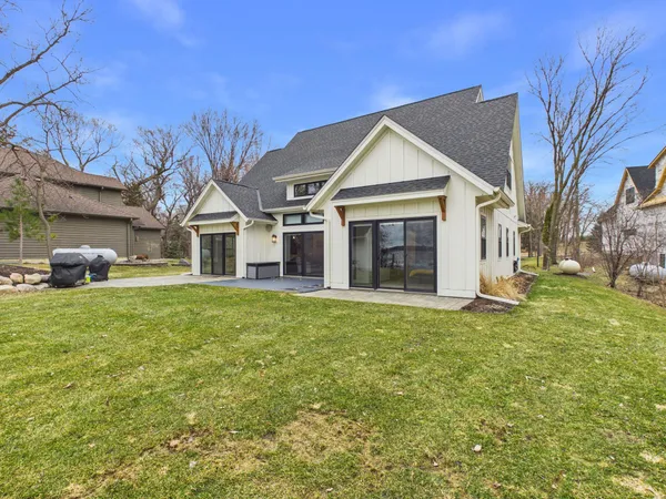 $1,450,000 | 17811 54th Street Northwest, South Haven, MN 55382