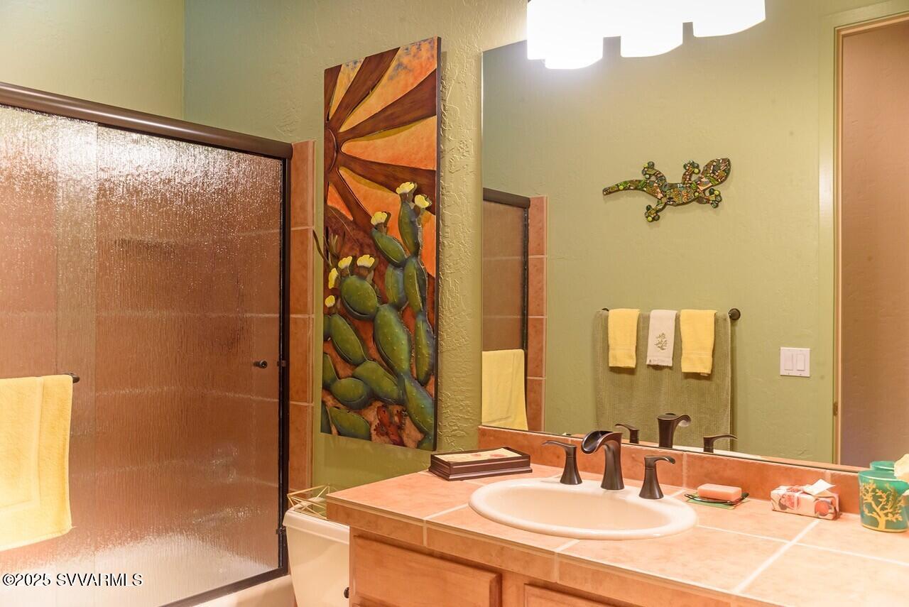 677 Crown Ridge Road Sedona, AZ 86351 - Photo 16 of 28 thumbnail_7 GUEST BATH