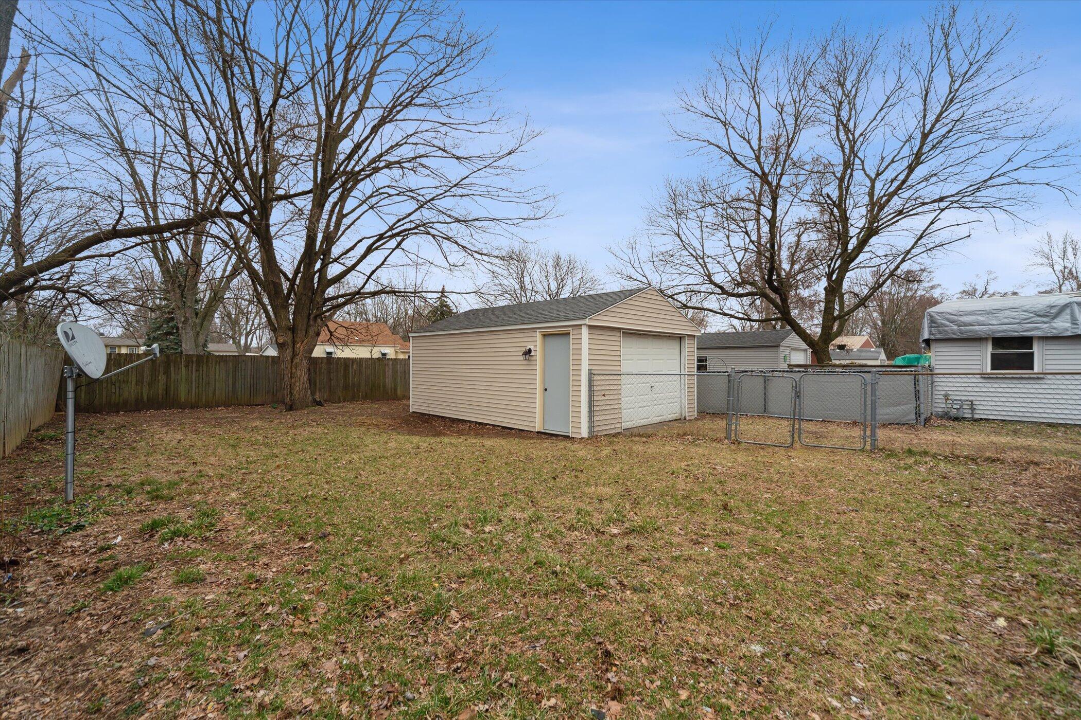 248 North 25th Street Springfield, MI 49037 - Photo 27 of 30 27-248-N-25th-St-Springfield-MI-49037-Wi