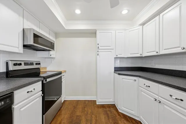 $279,000 | 7400 Sun Island Drive South, Unit 810, South Pasadena, FL 33707