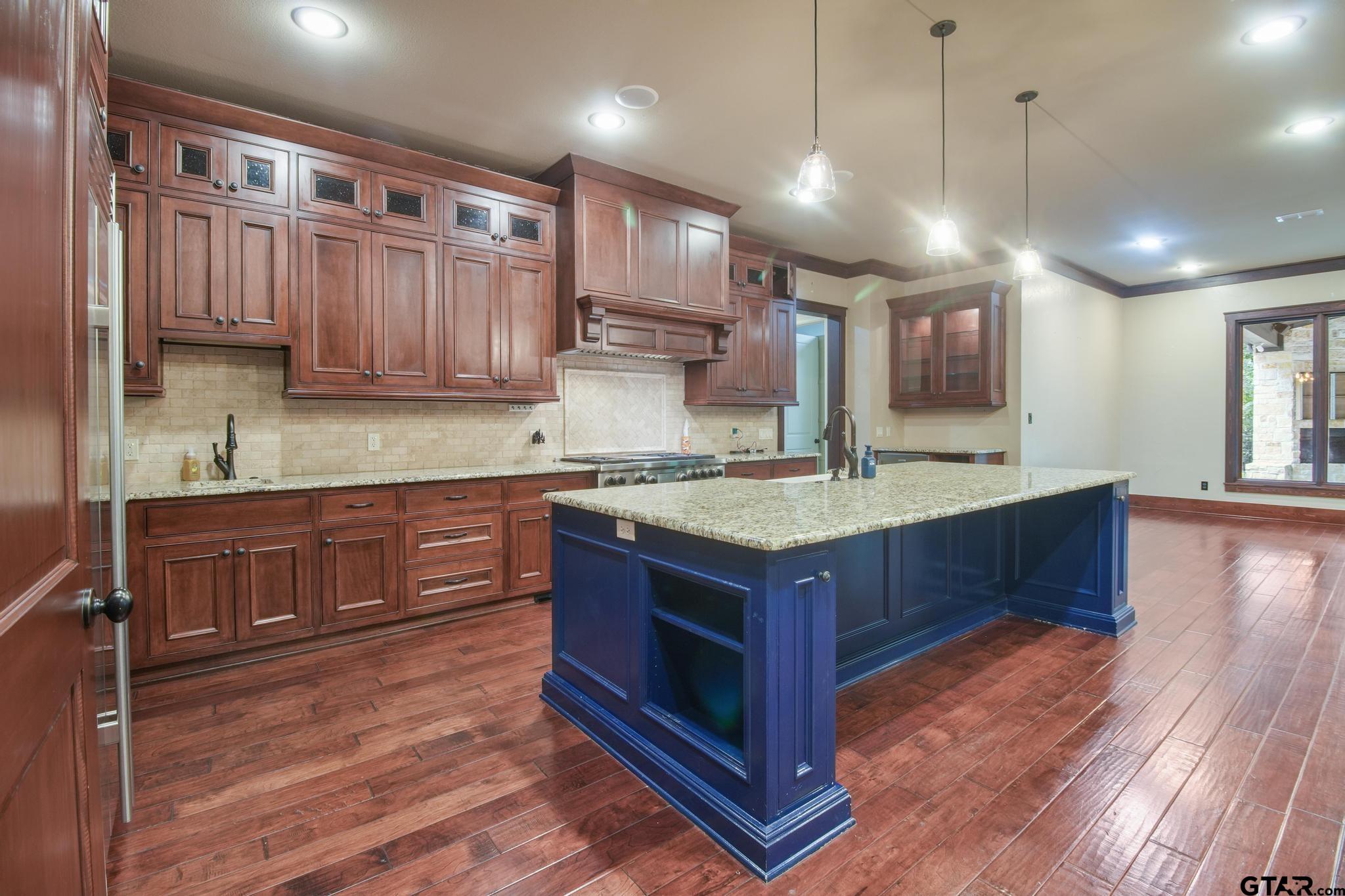 3025 Stonegate Boulevard Tyler, TX 75703 - Photo 12 of 48