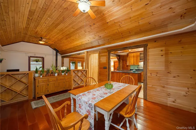 $372,500 | 18 Hummingbird Way, Staatsburg, NY 12580