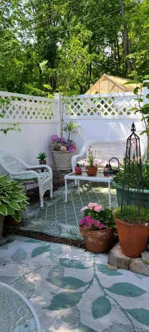 $372,500 | 18 Hummingbird Way, Staatsburg, NY 12580