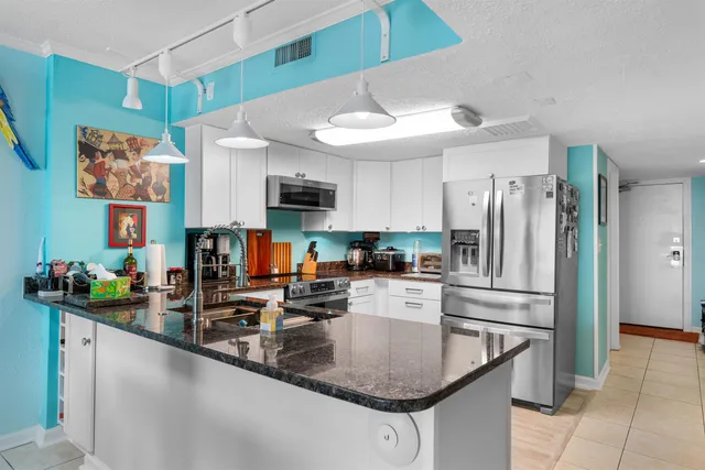 $299,999 | 2001 South Ocean Boulevard, Unit 505, Myrtle Beach, SC 29577