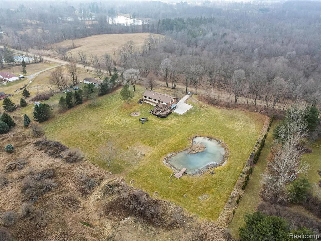 4067 Diehl Road Metamora, MI 48455 - Photo 10 of 55