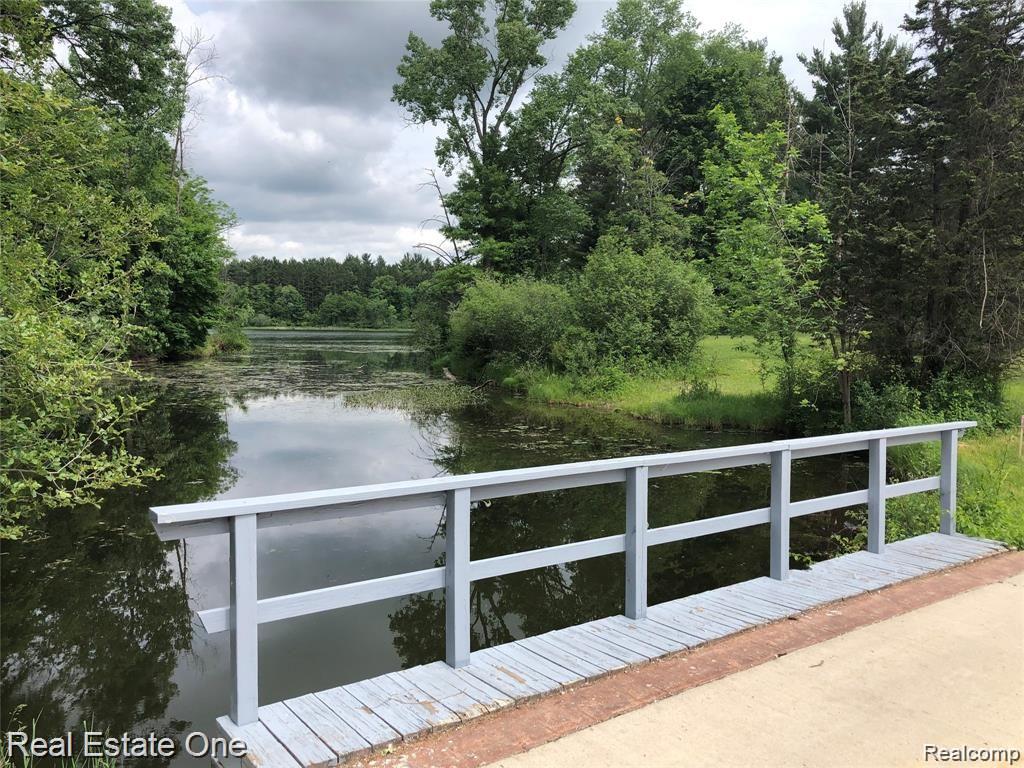 1261 Lake George Road Oakland, MI 48363 - Photo 11 of 32 Gallery Image 11
