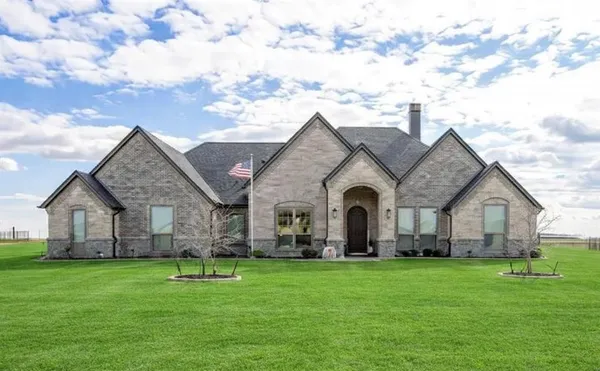 $599,000 | 8617 Tuscan Way, Godley, TX 76044
