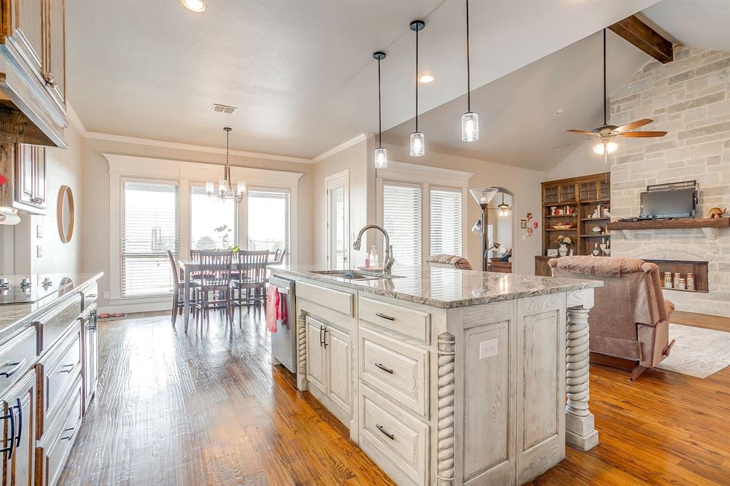 8617 Tuscan Way Godley, TX 76044 - Photo 16 of 39