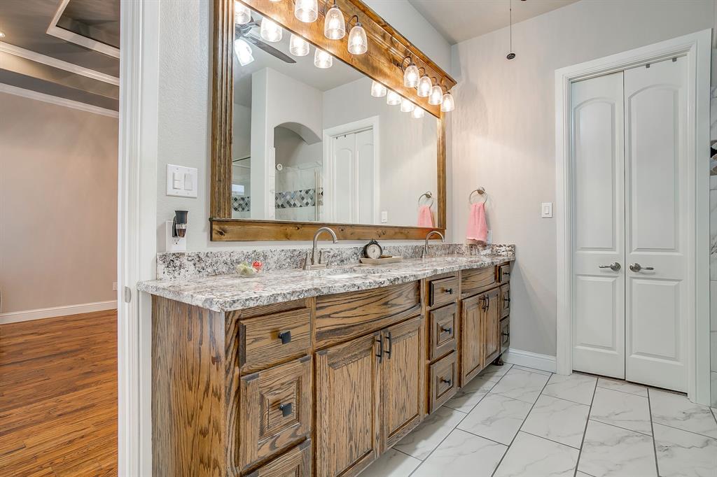 8617 Tuscan Way Godley, TX 76044 - Photo 22 of 39