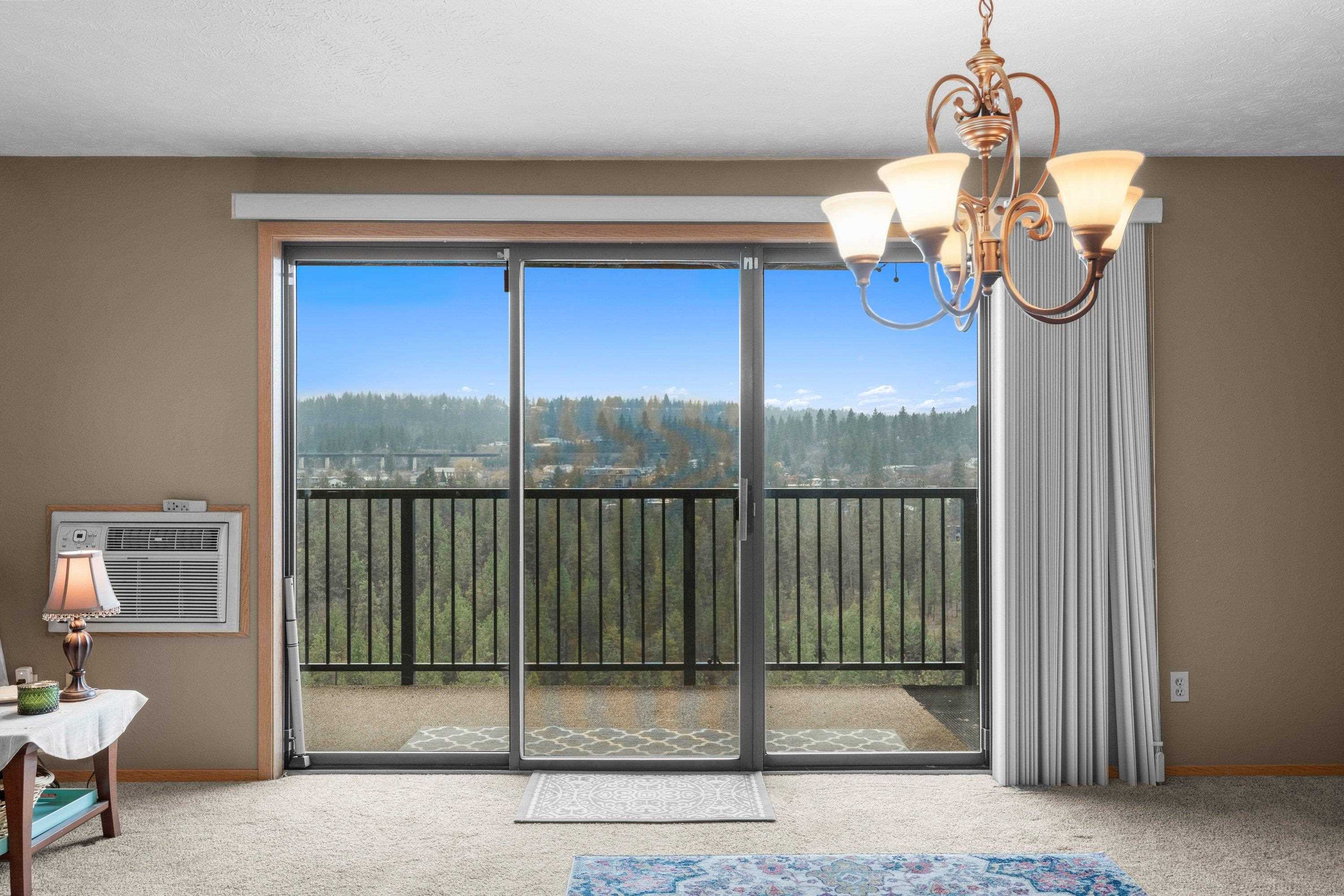 164 South Coeur D'Alene Street, Unit C204 Spokane, WA 99201 - Photo 17 of 47