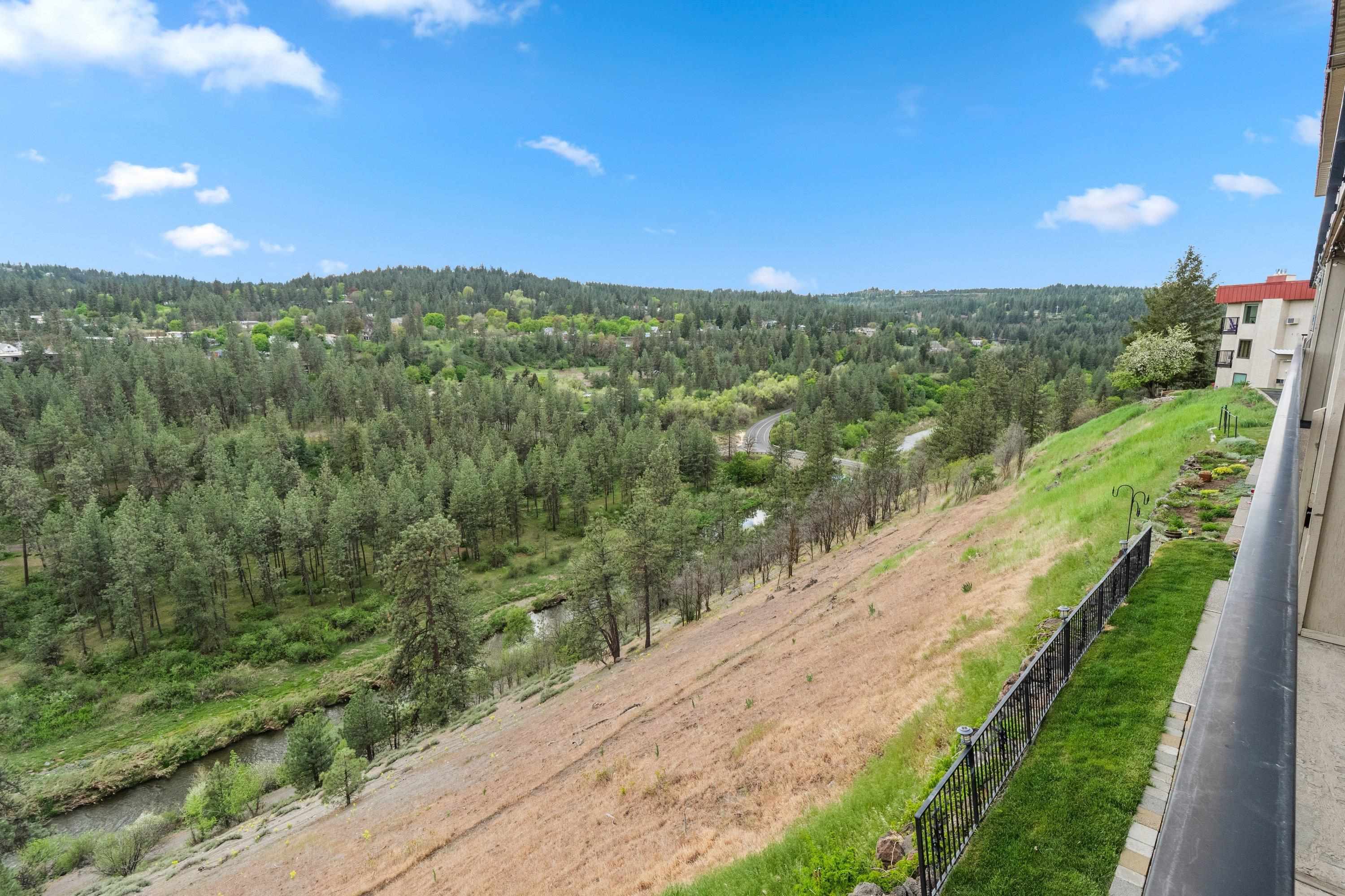 164 South Coeur D'Alene Street, Unit C204 Spokane, WA 99201 - Photo 39 of 47