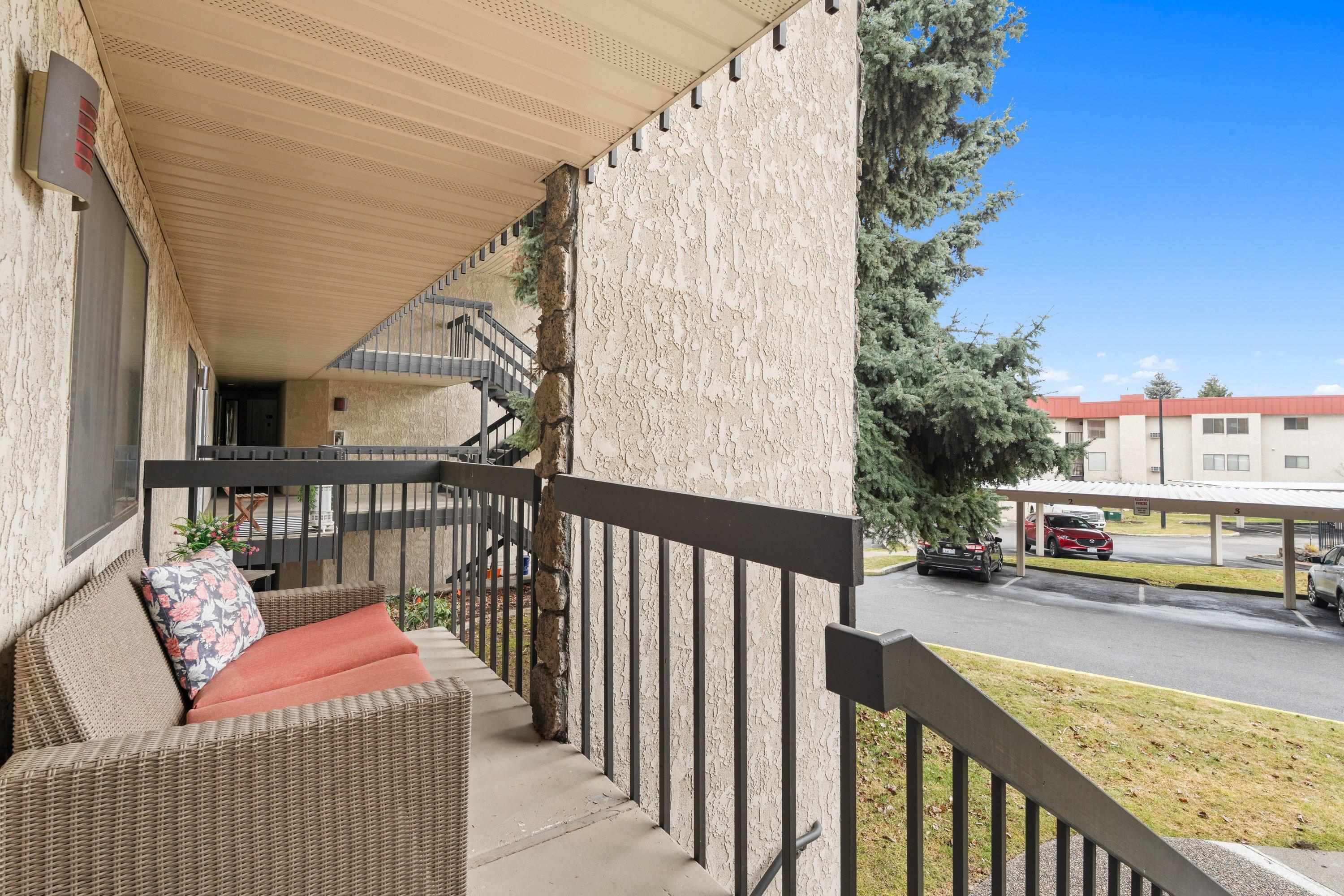 164 South Coeur D'Alene Street, Unit C204 Spokane, WA 99201 - Photo 4 of 47